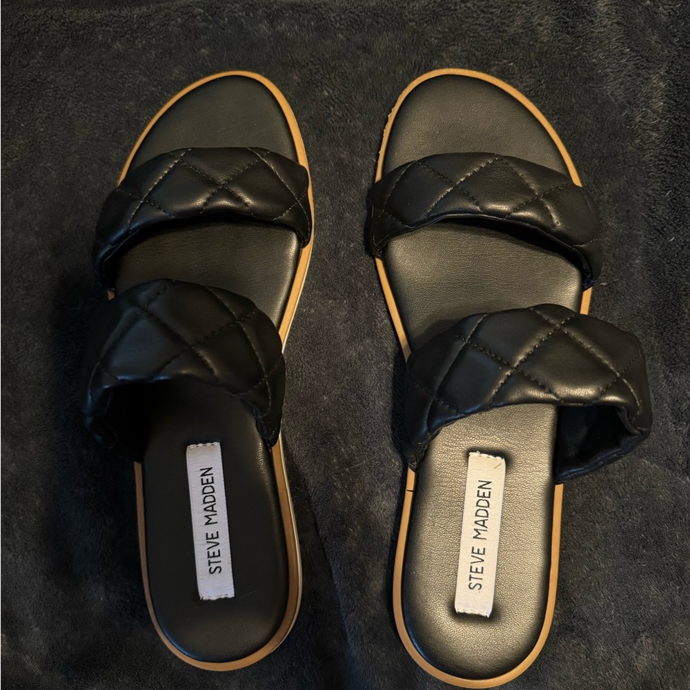 Steve Madden quilted sandals!